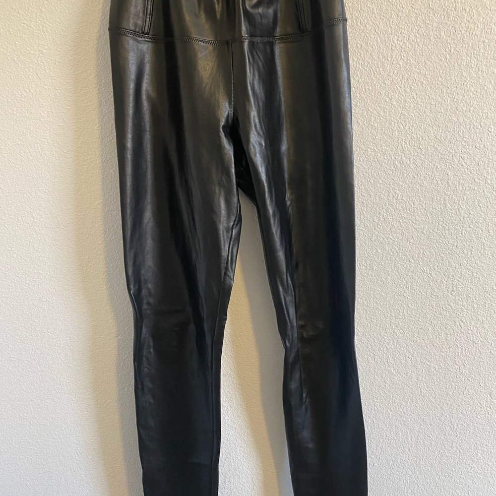 Leather leggings